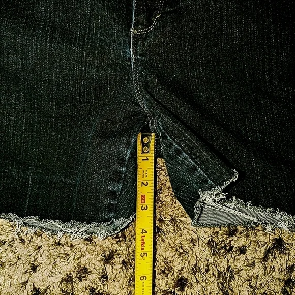 Gloria Vanderbilt Medium 6 women's Shorts  M Jean  Stretch Denim Studded Jeans - Picture 2 of 12